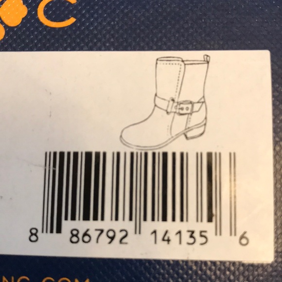 NEW Arturo Chiang Black Ankle Boots - Picture 8 of 8